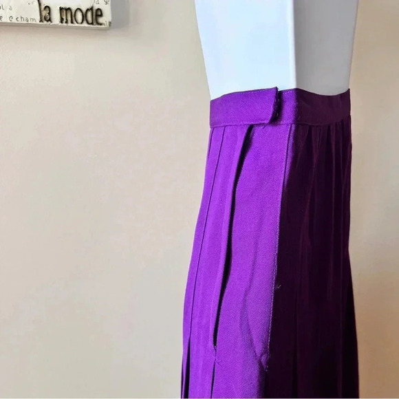Vintage Saville 100% Wool Two Piece Pleated Skirt Purple Suit Size 12 - Picture 8 of 14
